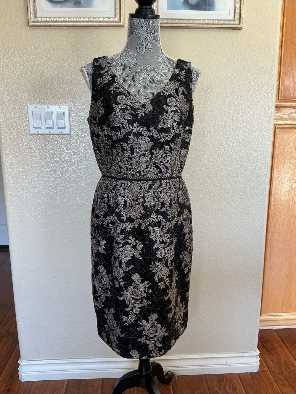 David Meister Black/Silver Lace Sequined Cocktail Dress Retail $520 Size 8/10